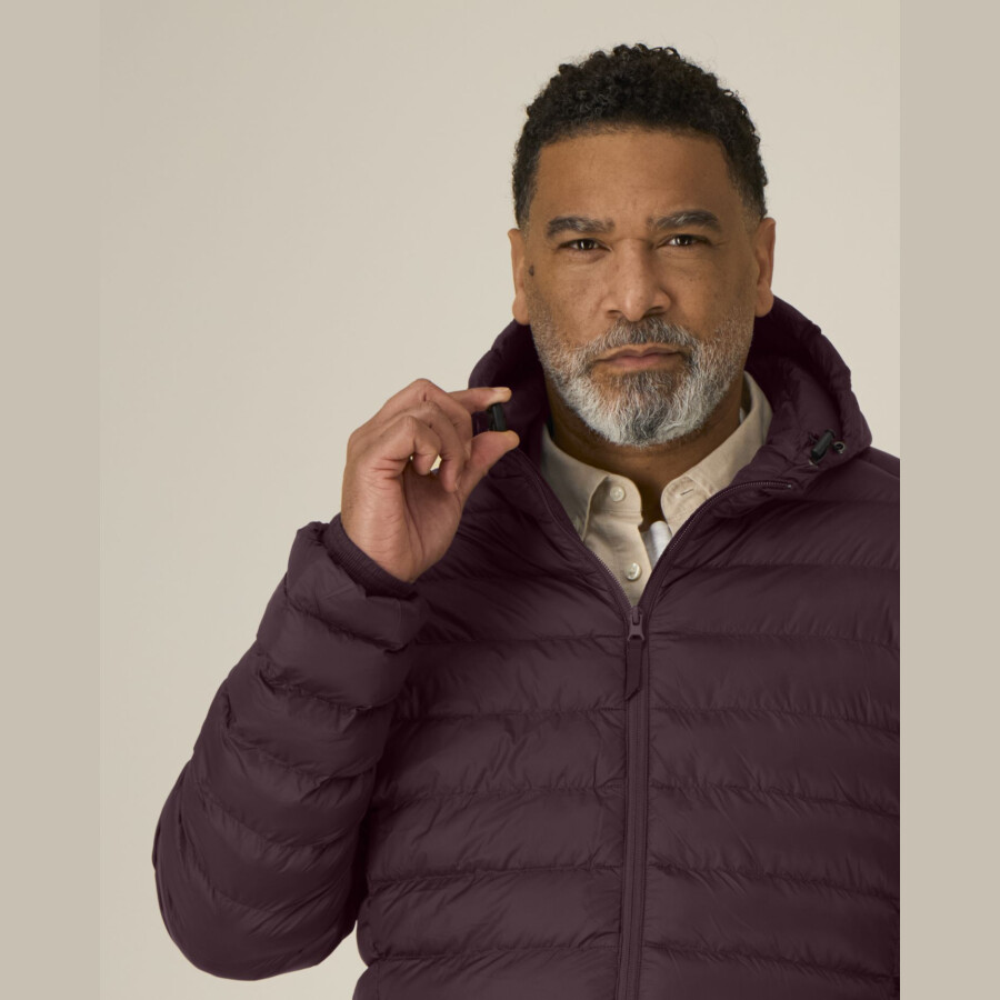 Stanley Voyager 2.0, Mehed