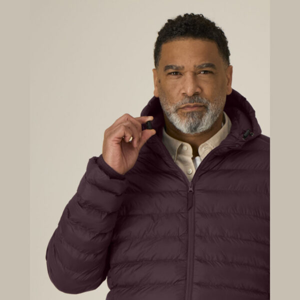 Stanley Voyager 2.0, Mehed